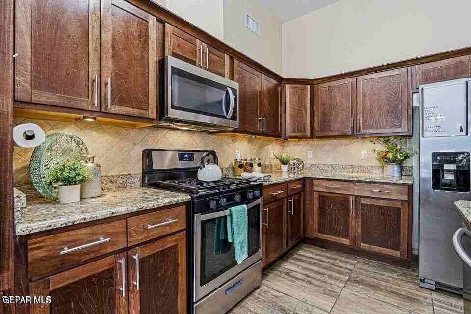13981 Flora Vista Ave - Photo 6 of 17