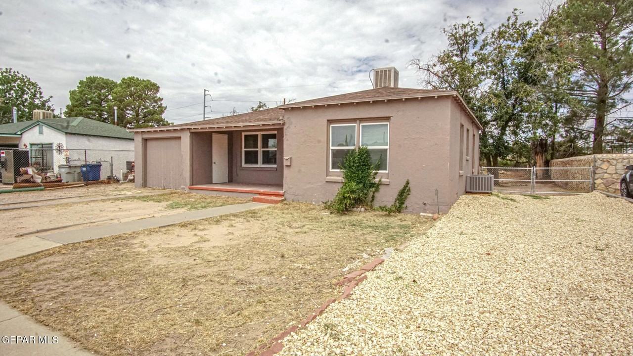125 Anita Cir - Photo 2 of 21