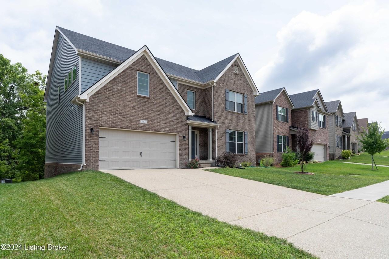 213 Belden Trl - Photo 2 of 50