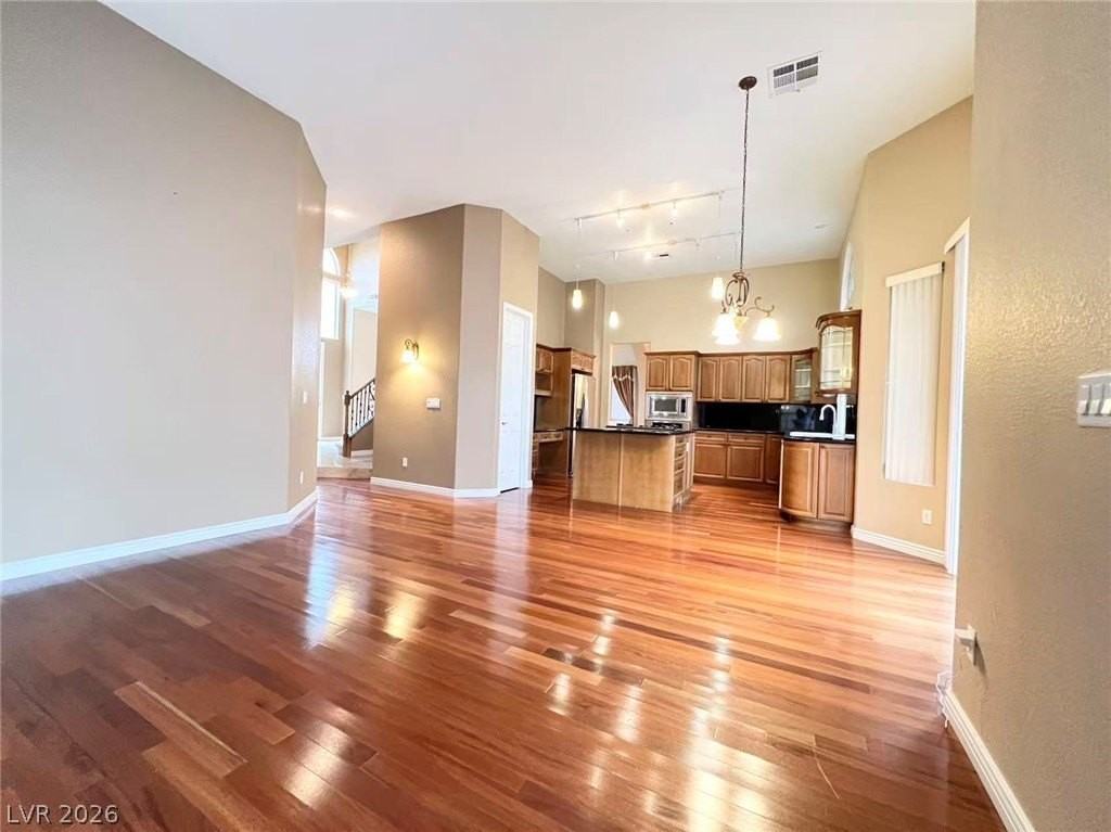 2105 Eaglepath Cir - Photo 7 of 32