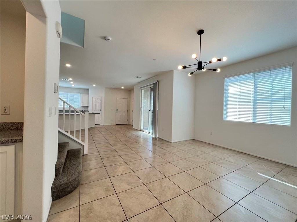 1347 Graphite Ave - Photo 7 of 25