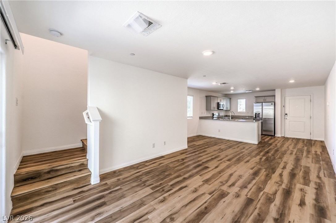 12103 Mojave Gold Rd #4 - Photo 4 of 24