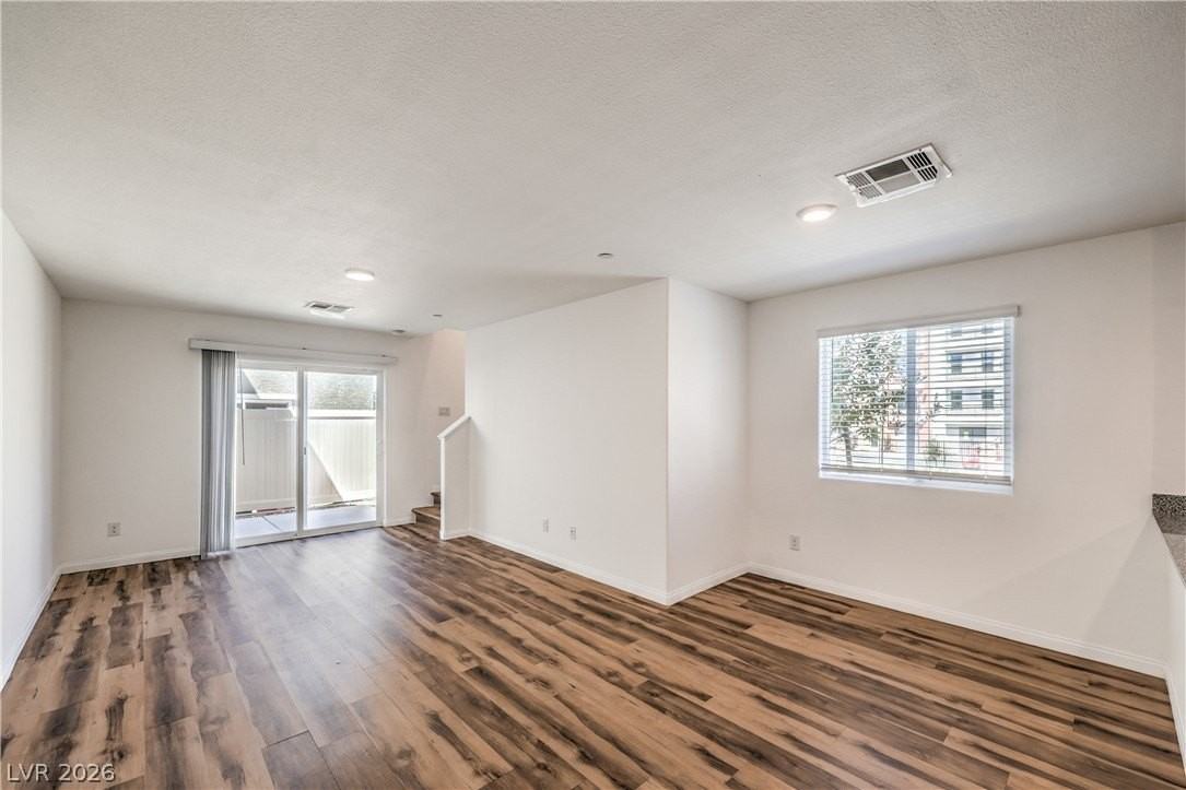 12103 Mojave Gold Rd #4 - Photo 4 of 23
