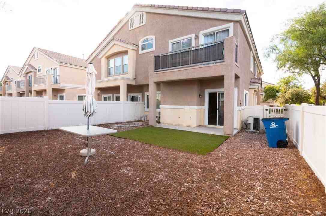 1090 Sheer Paradise Ln #103 - Photo 4 of 13