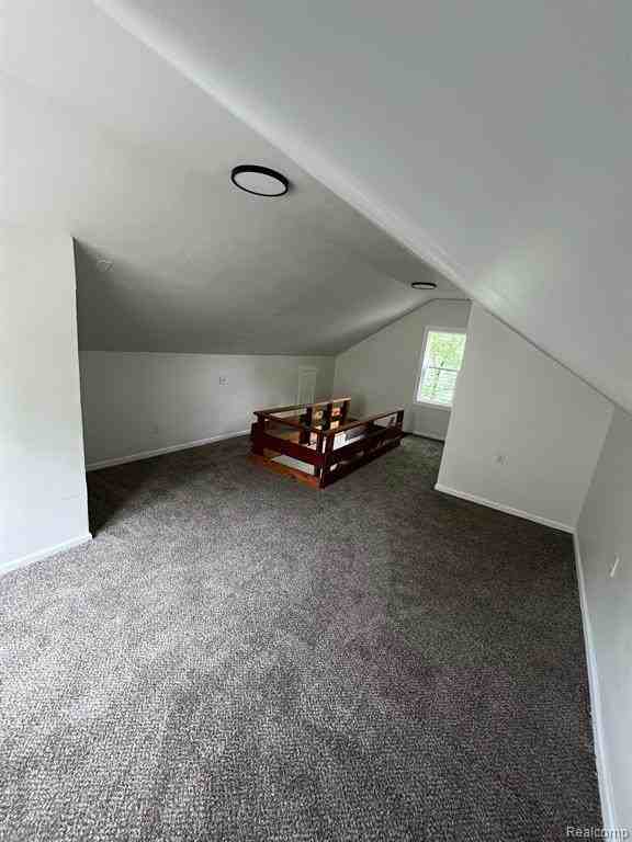 19716 Archdale St - Photo 7 of 10