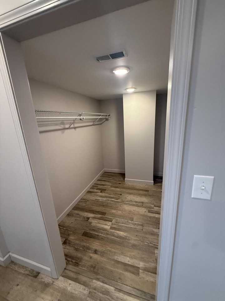 105 Beeson St #A - Photo 5 of 8