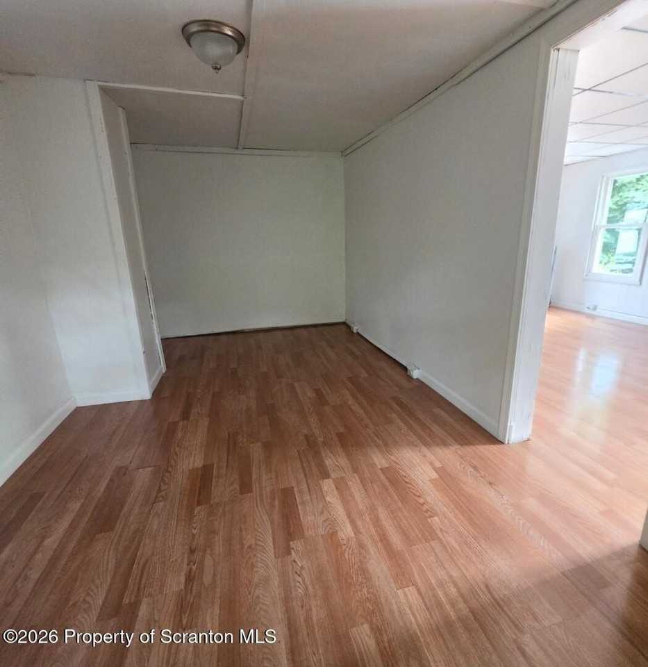 1024 S Webster Ave #2ndFL - Photo 4 of 9