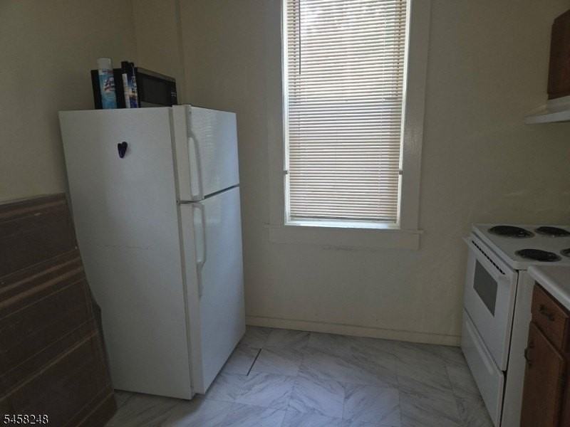 817 Ringwood Ave #3 - Photo 5 of 12
