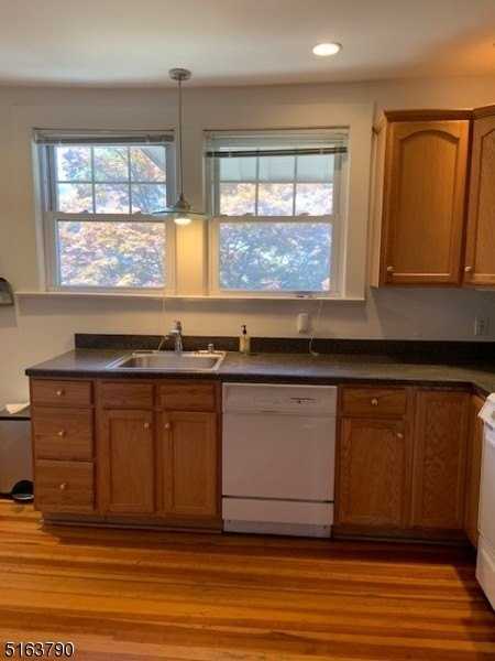 72 Watchung Ave #2 - Photo 3 of 12