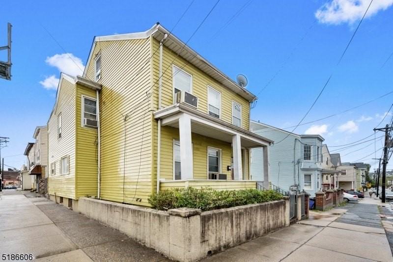 160 5th Ave - Photo 2 of 3