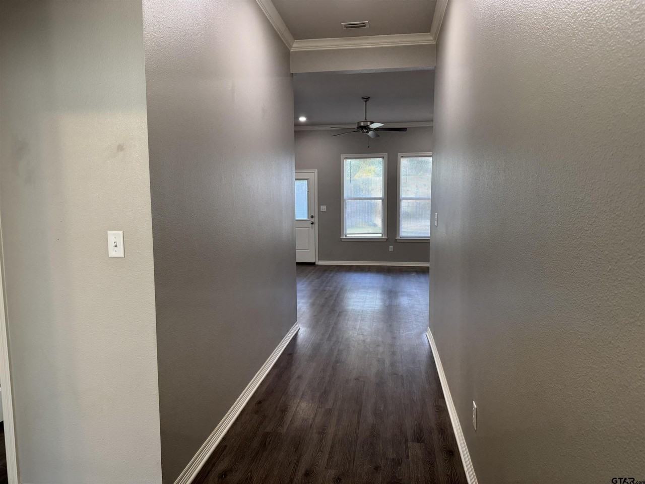 2910 Meadow Brook Trl - Photo 5 of 23