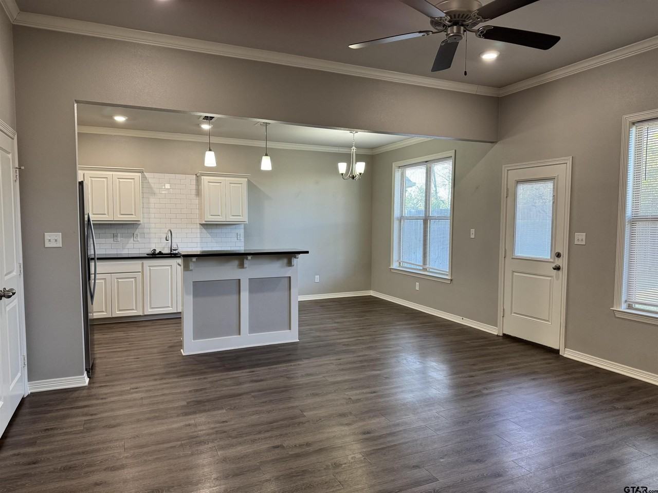 2910 Meadow Brook Trl - Photo 7 of 23