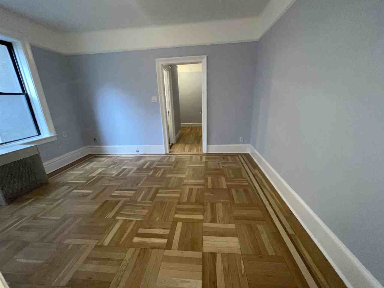 179 Manhattan Ave #2A - Photo 4 of 13