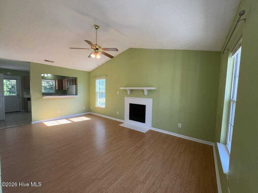 1992 W Brandymill Ln - Photo 2 of 16