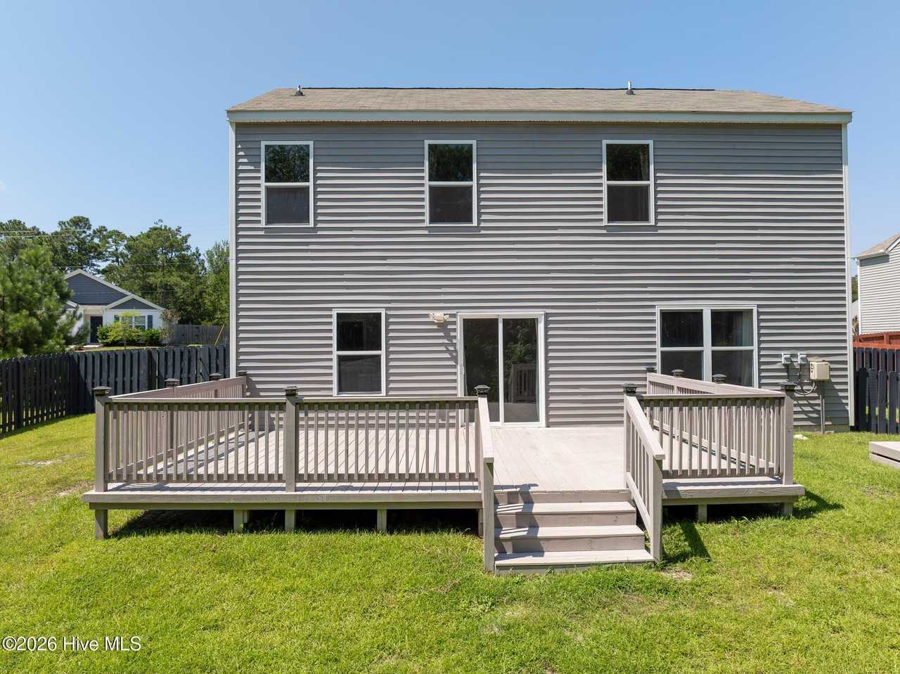 411 High Ridge Ct - Photo 6 of 31