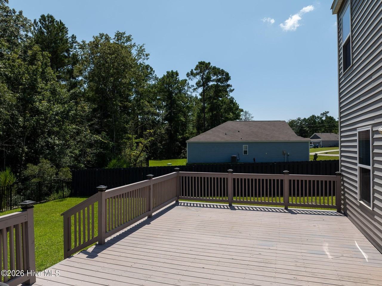 411 High Ridge Ct - Photo 7 of 31