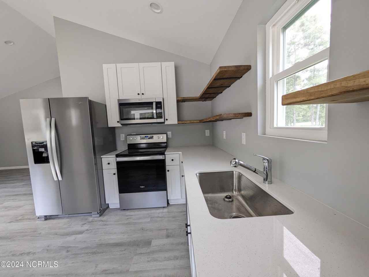 120 Long Pond Loop - Photo 4 of 16