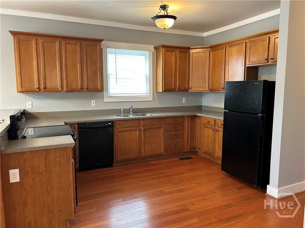 130 Betsy Ln - Photo 4 of 14