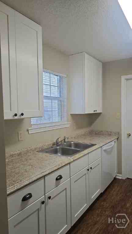 9806 Whitefield Ave #B - Photo 7 of 16
