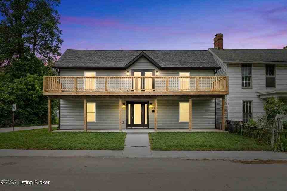 802 Kentucky Ave - Photo 3 of 13