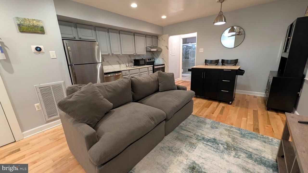 66 New York Ave Nw - Photo 2 of 50