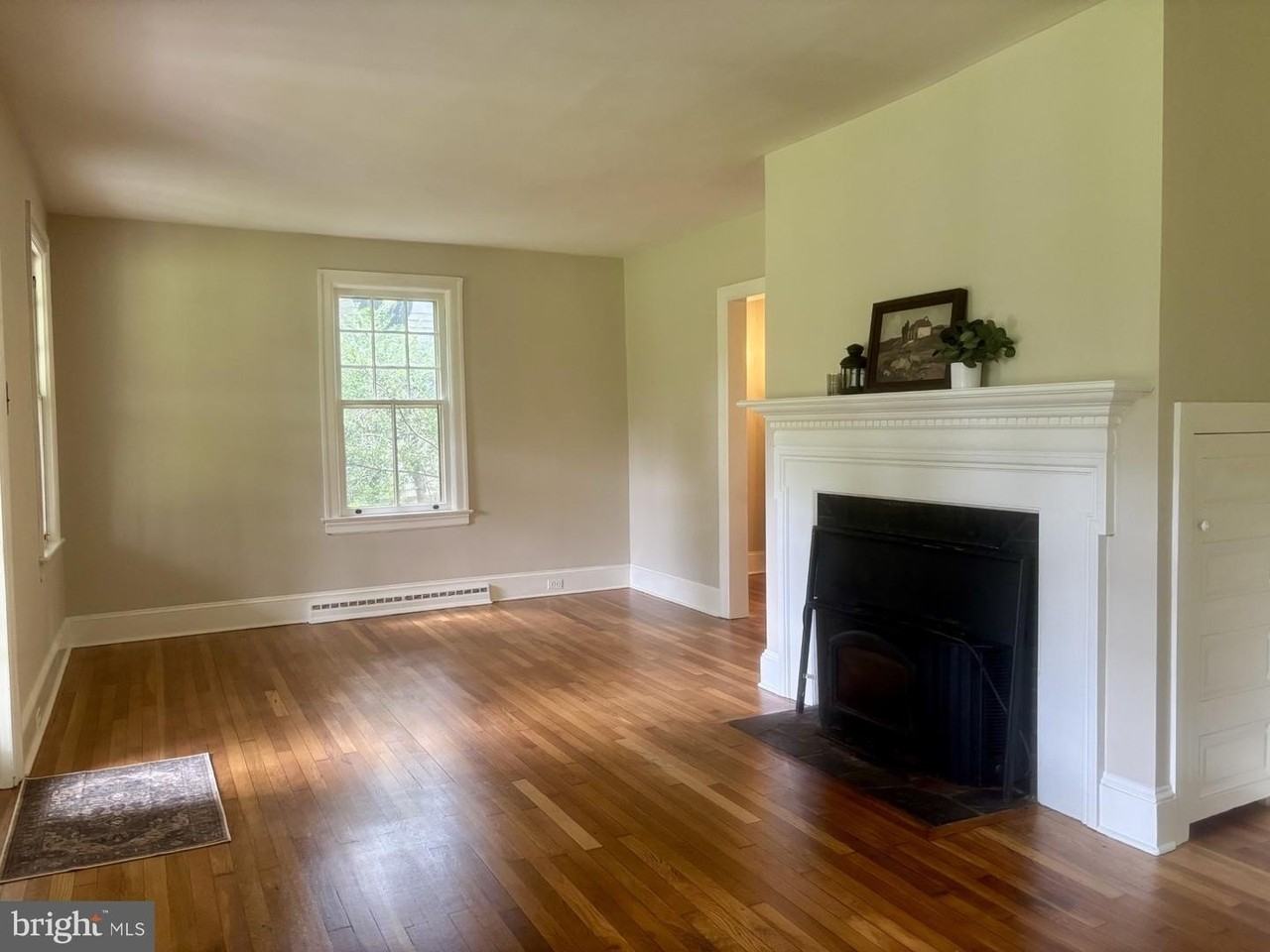 731 River Rd - Photo 7 of 29