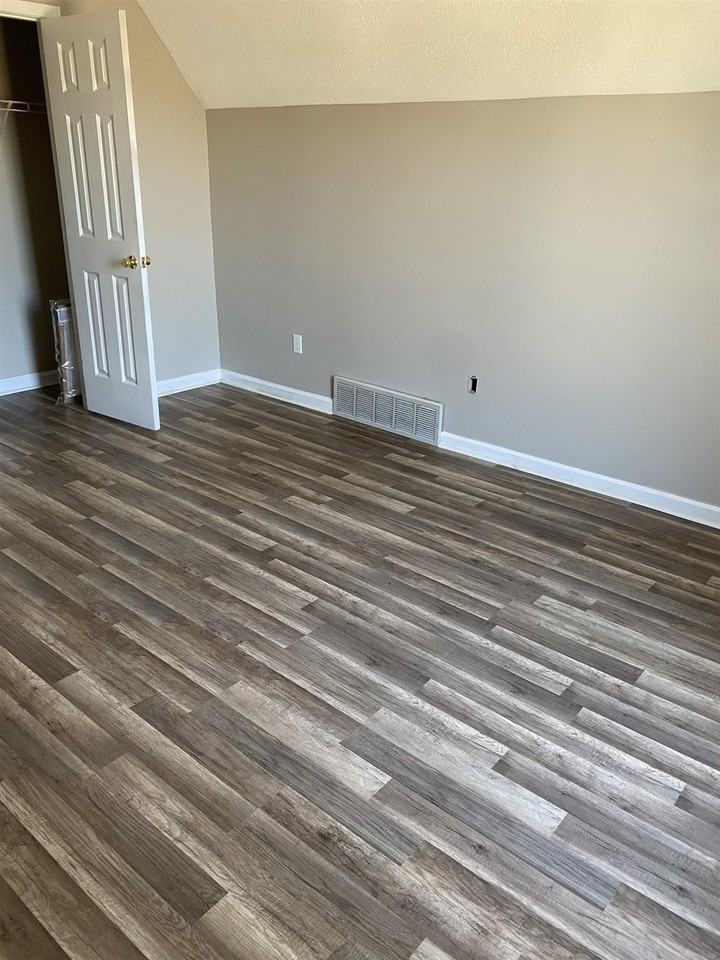6792 Mikayla Ln - Photo 3 of 16