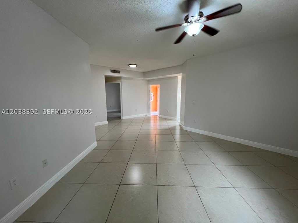 6992 Sw 39th St #I101 - Photo 4 of 50