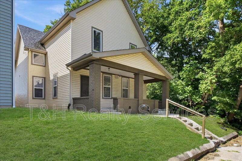 314 N Hamilton Ave - Photo 4 of 27