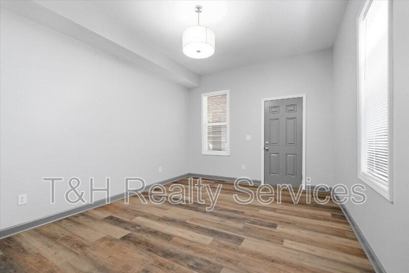 314 N Hamilton Ave - Photo 6 of 27
