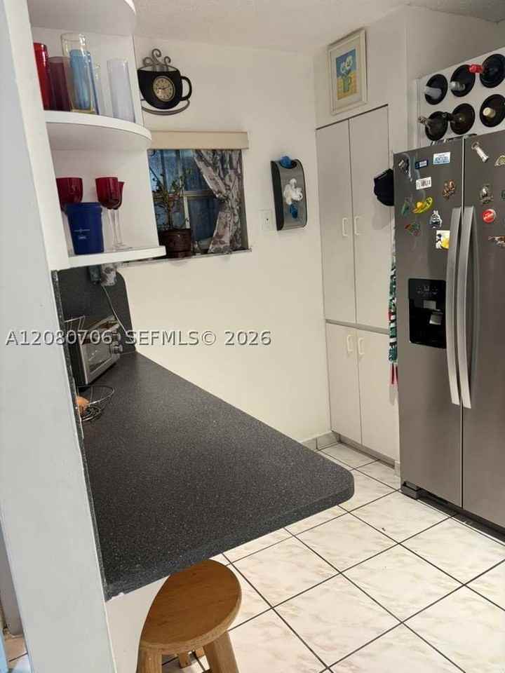 11 Olive Dr #F - Photo 5 of 31