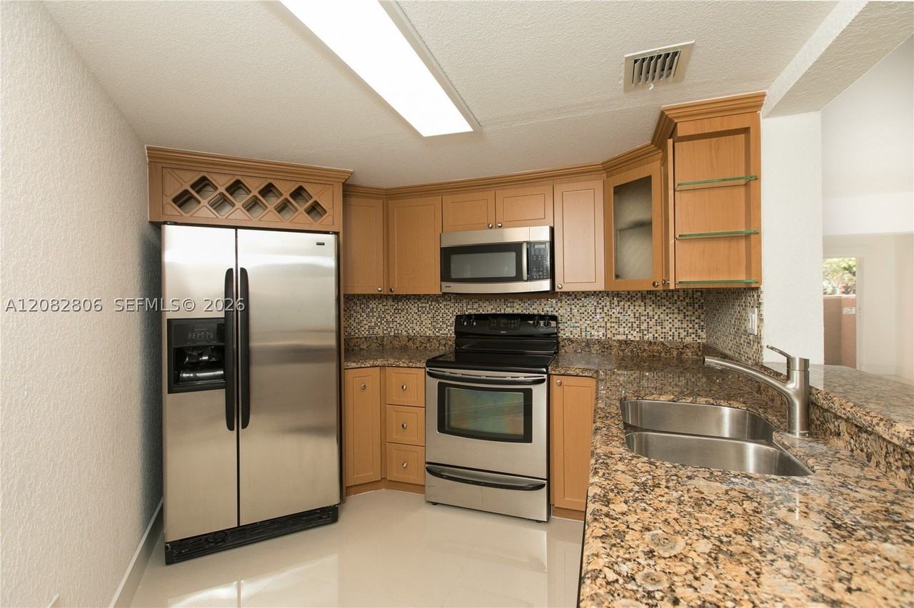 10241 Nw 9th Street Cir #109-5 - Photo 5 of 12
