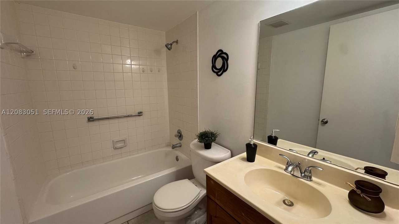 150 Sw 134th Way #208R - Photo 7 of 7