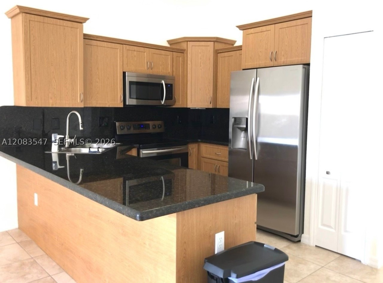 4400 Sw 164th Path - Photo 5 of 23