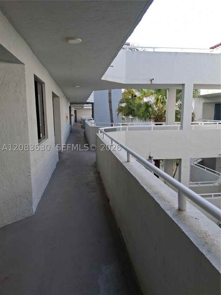8255 Sw 152nd Ave #E403 - Photo 3 of 10