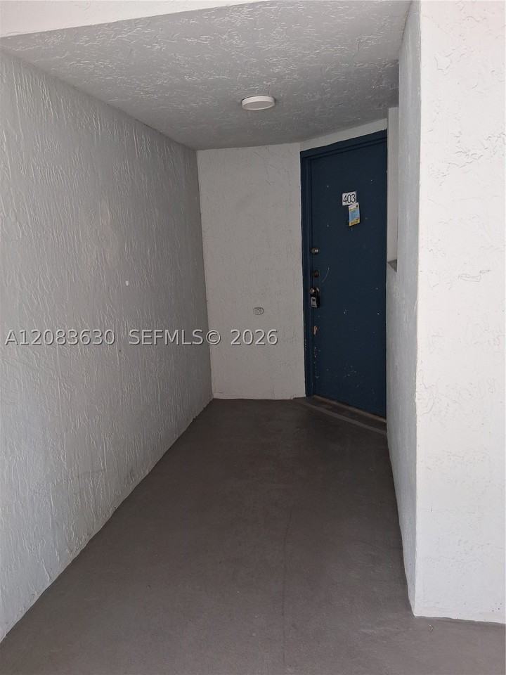 8255 Sw 152nd Ave #E403 - Photo 4 of 10