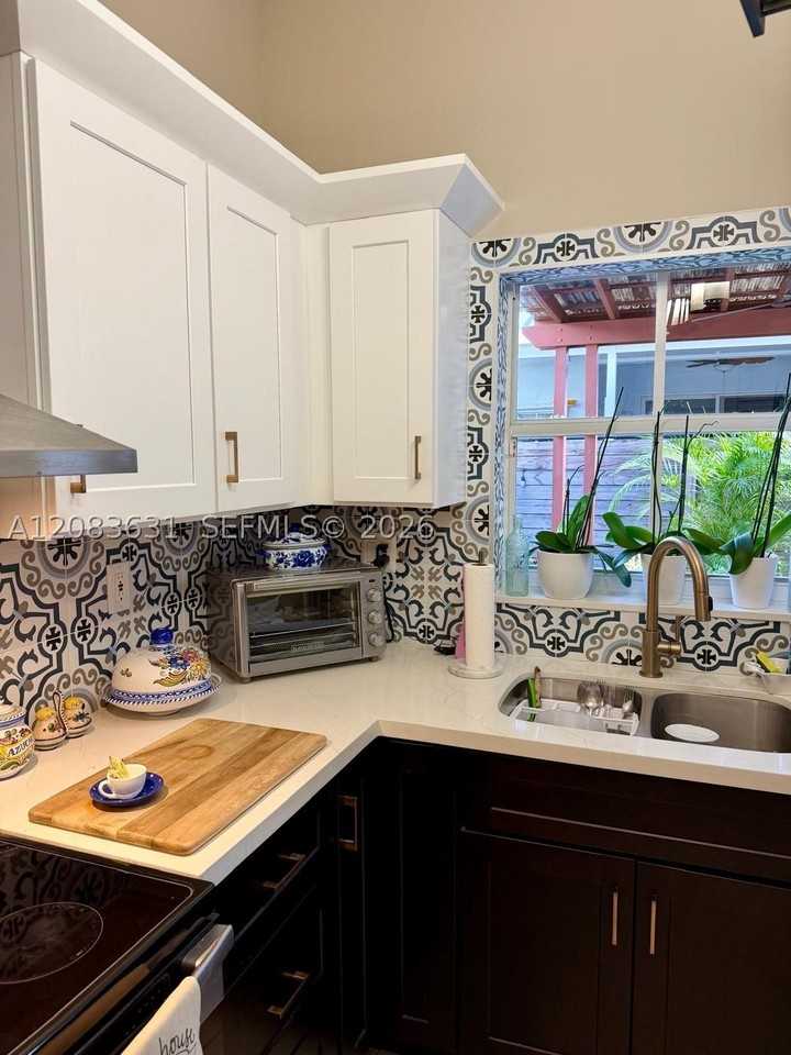 8133 Sw 163rd Pl #8133 - Photo 4 of 48
