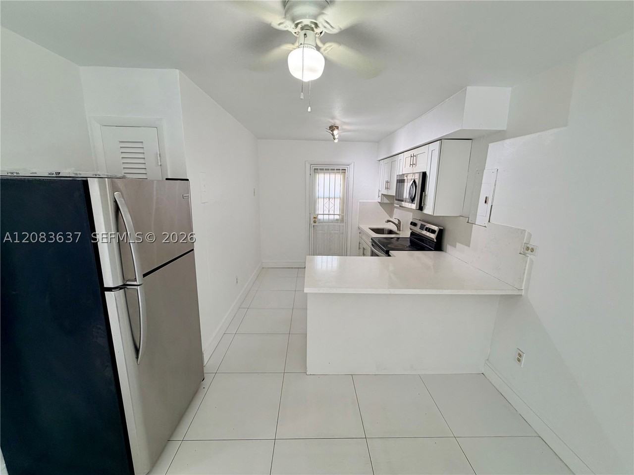 1057 Sw 7th St #1 - Photo 3 of 12