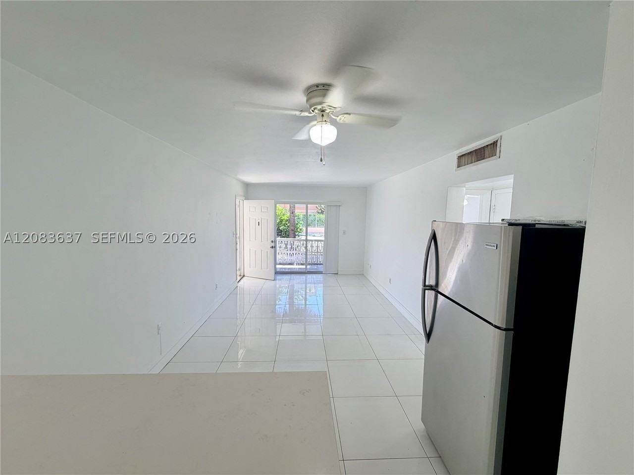 1057 Sw 7th St #1 - Photo 5 of 12