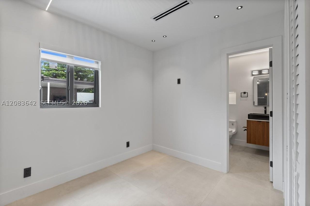 401 Nw 81st St #401 - Photo 6 of 43