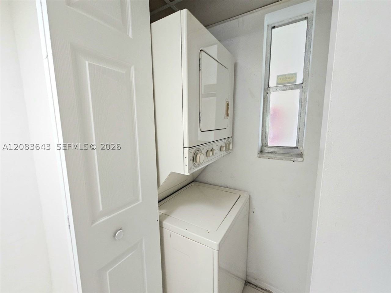 8001 Fairview Dr #206 - Photo 7 of 10