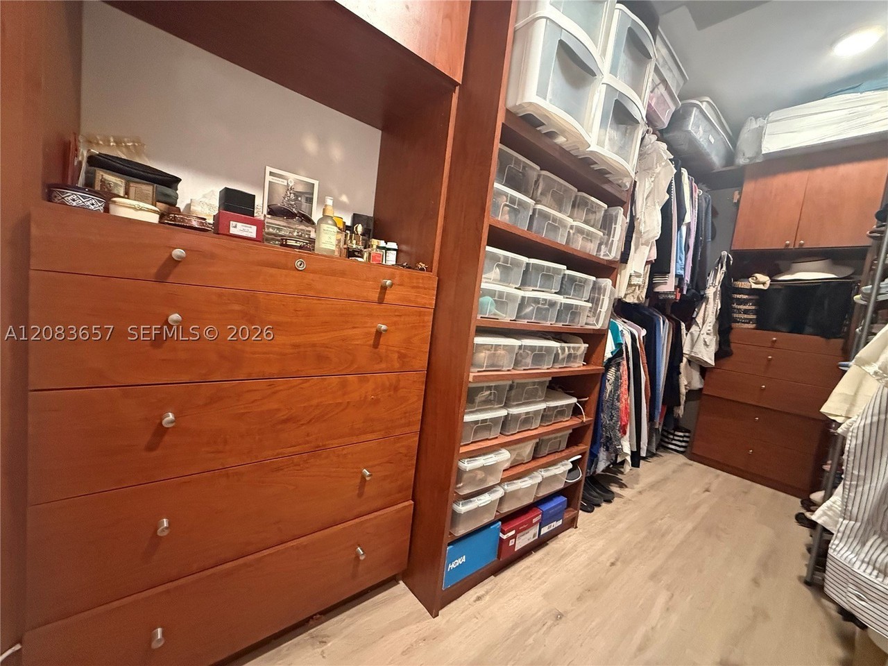 5750 Collins Ave #3F - Photo 5 of 8