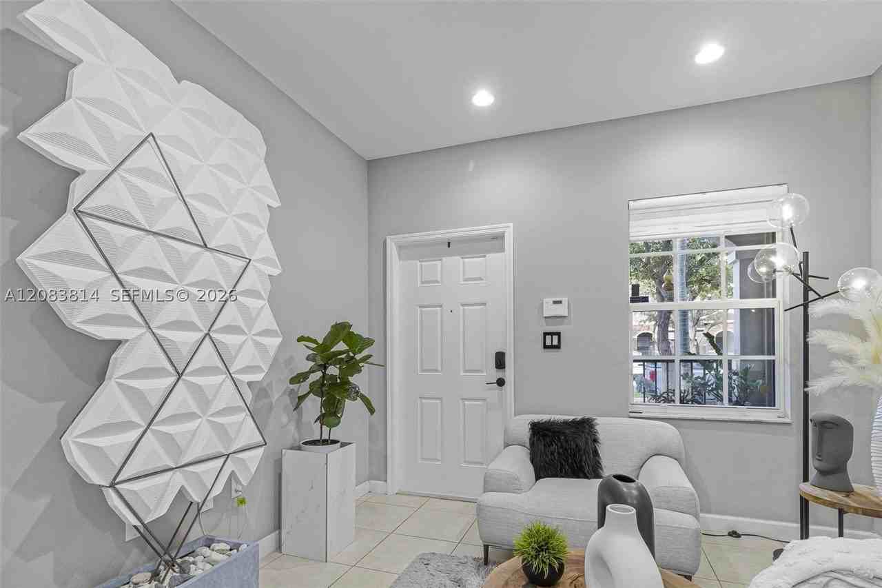 8962 Sw 225th St - Photo 3 of 28