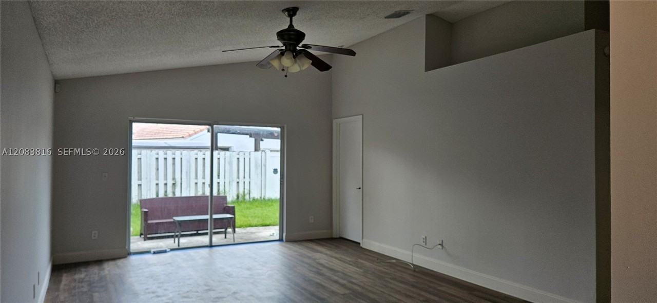 17469 Sw 22nd St #17469 - Photo 4 of 12