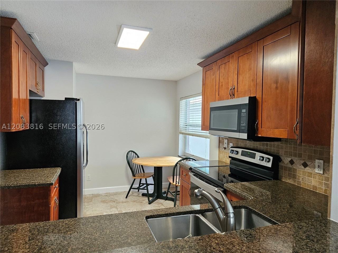 17469 Sw 22nd St #17469 - Photo 7 of 12