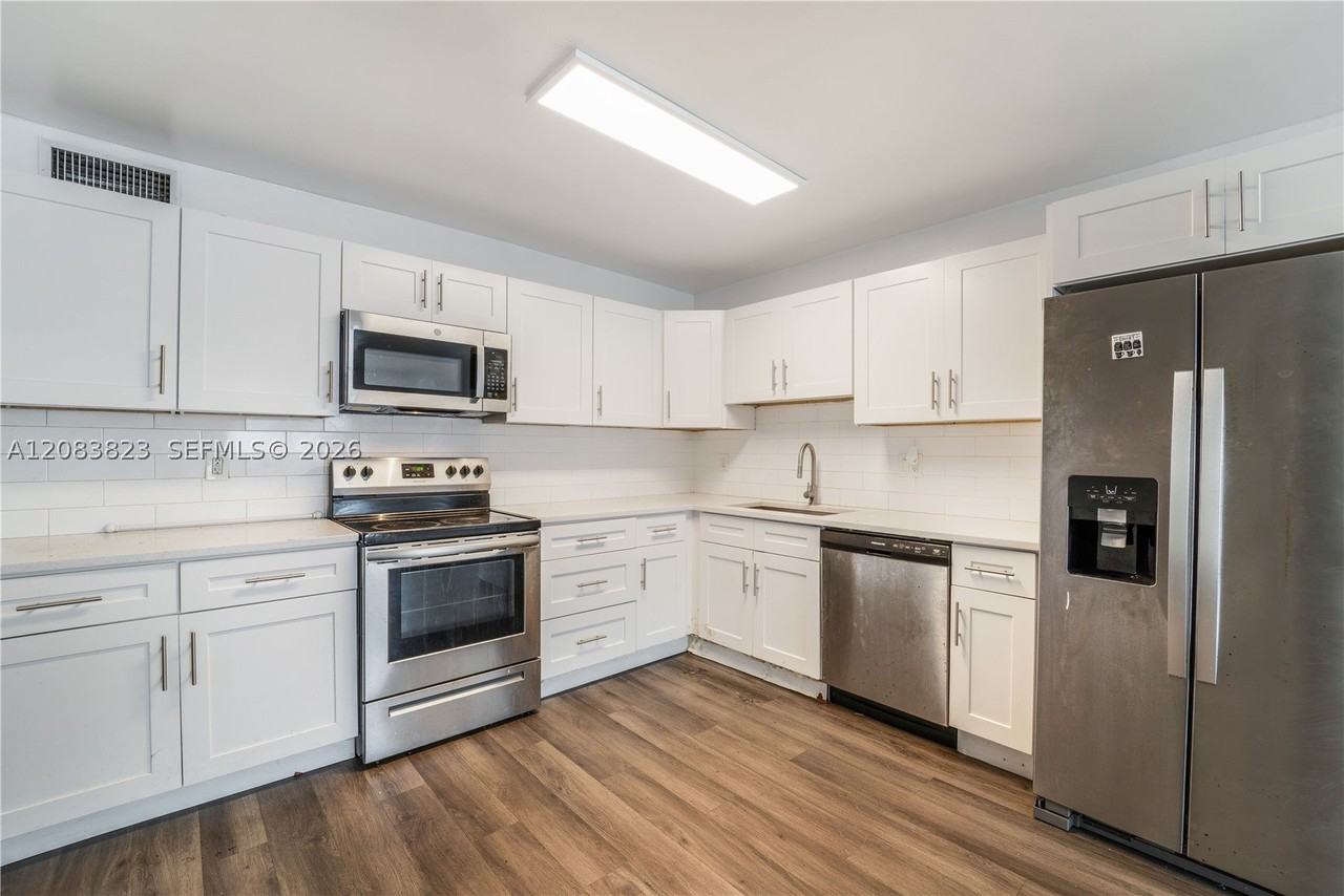 5603 Nw 27th Ct #1 - Photo 3 of 22