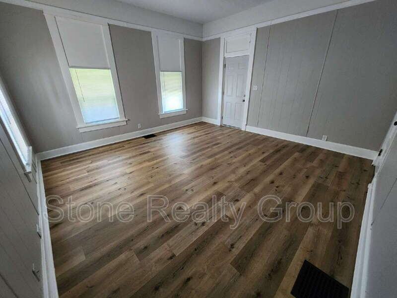 1130 N 8th St #A - Photo 2 of 6