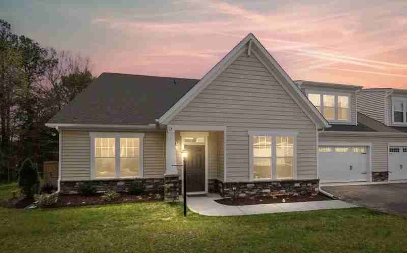 2501 Sandler Way - Photo 3 of 24