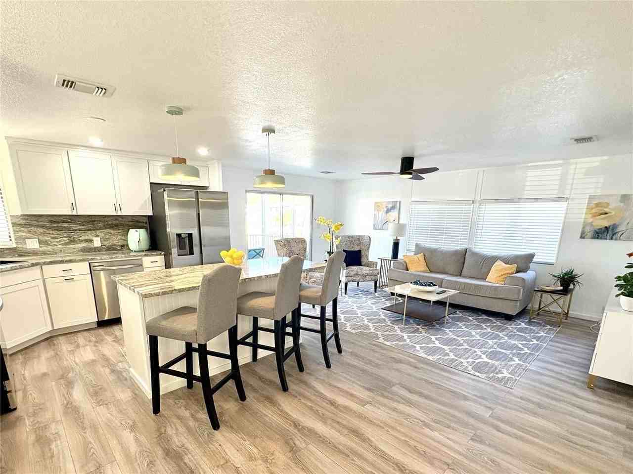 43 N Easter Island Cir - Photo 4 of 22