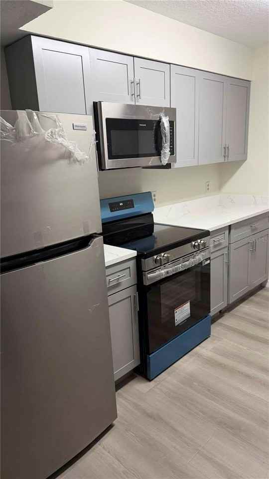 909 E Church Ave #201 - Photo 2 of 12